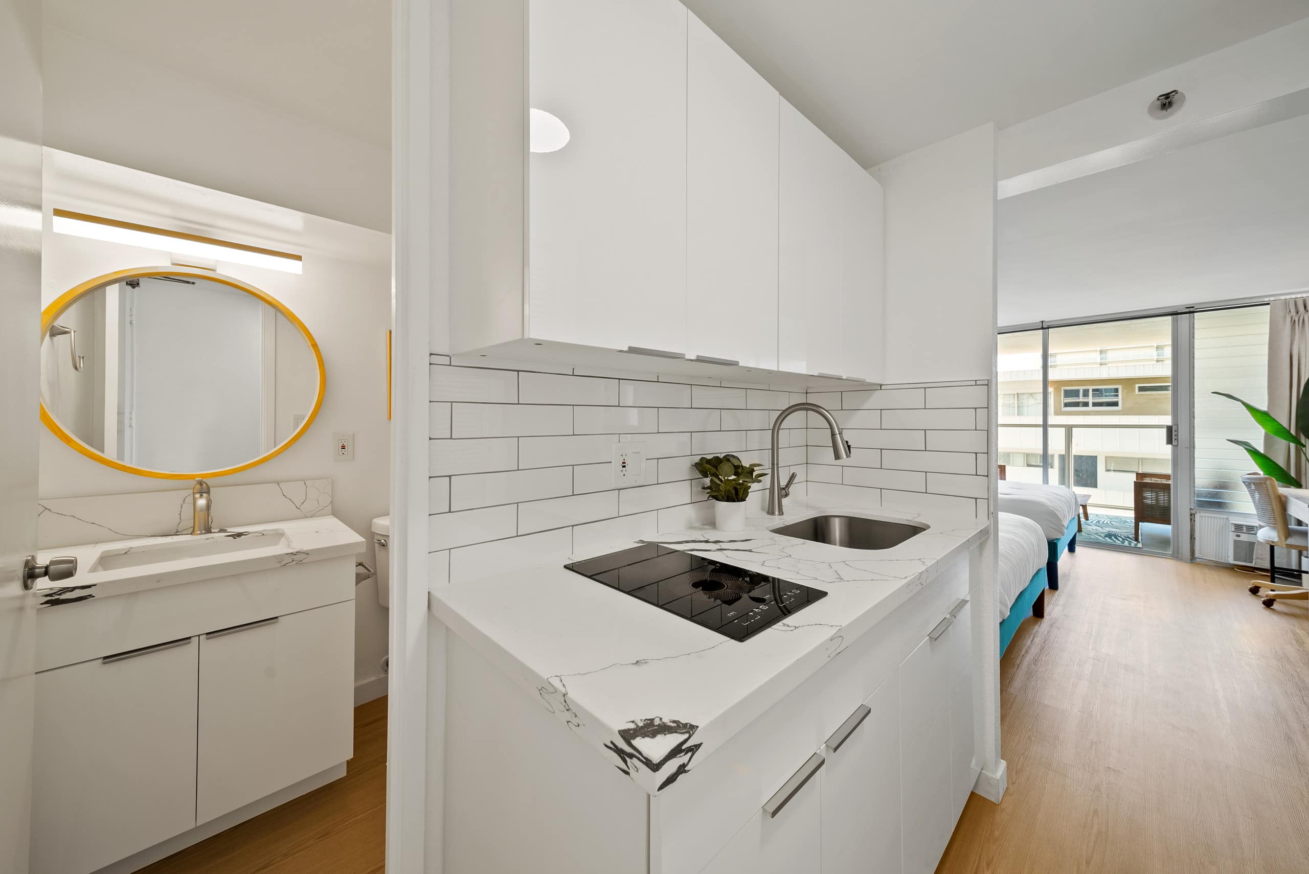 Clean & Stylish Studio in Waikiki - Image 6