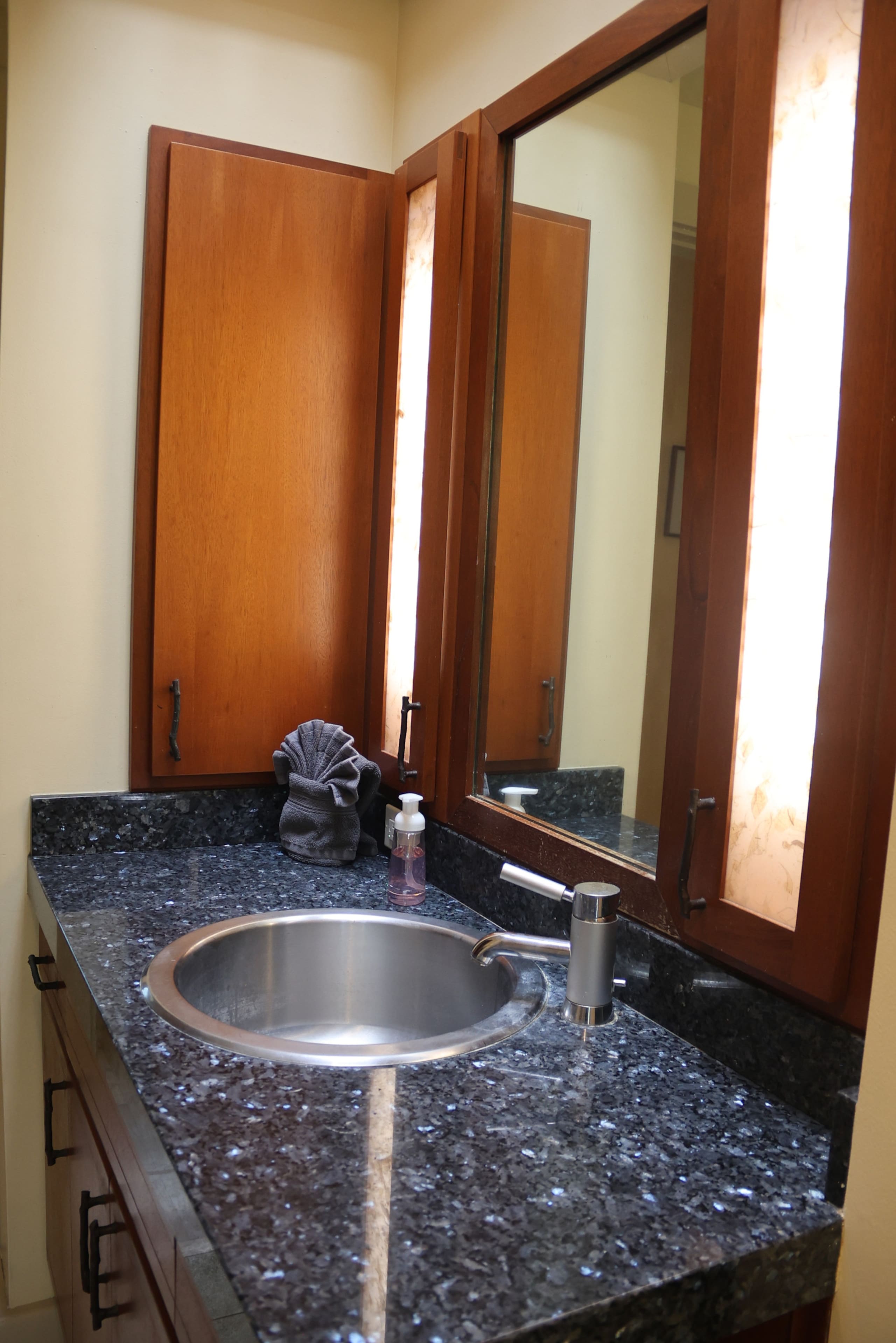 Zen Cozy Private Vacation House - Photo 23