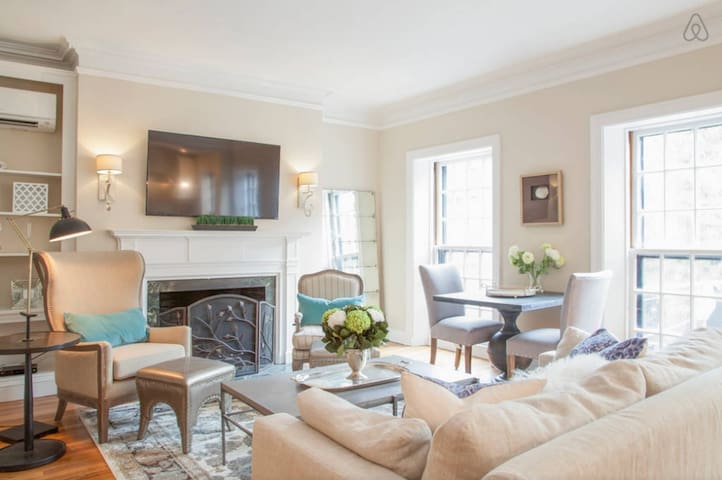 Renovated 2BR | 1.5BA on Charles St