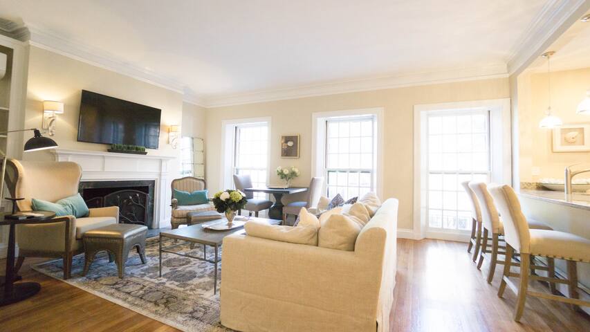 Renovated 2BR | 1.5BA on Charles St gallery image 5