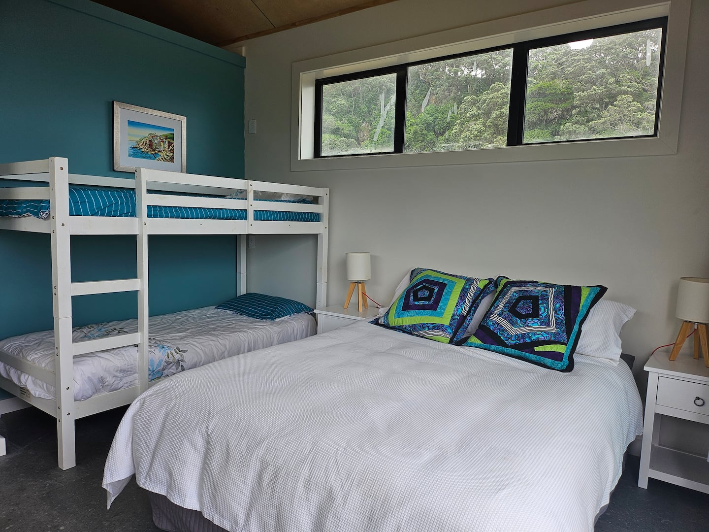 Lazy J Absolute Beach Front Studio 3