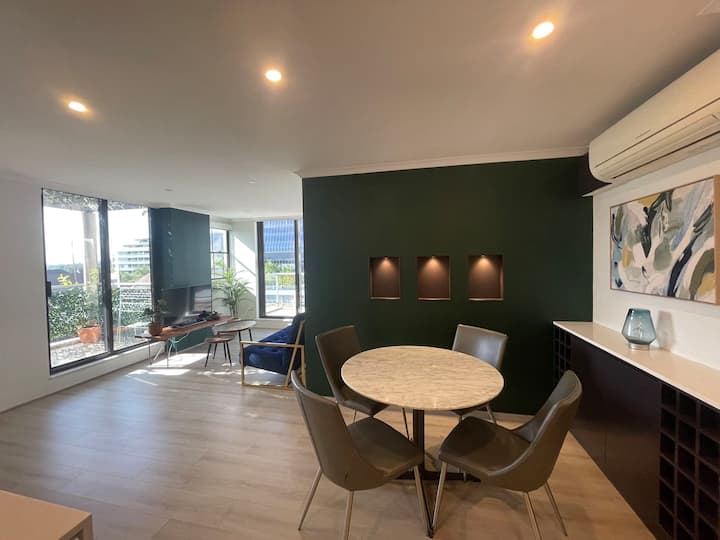 Newly Renovated Apartment