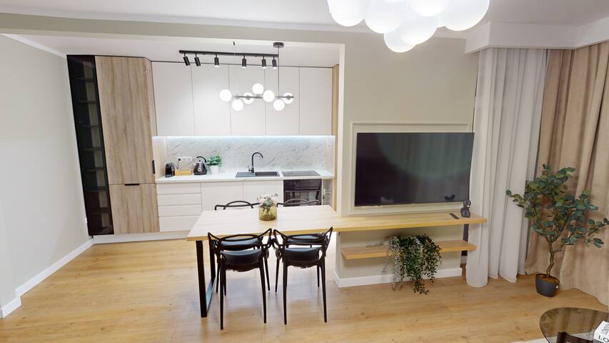 Virtual Apartments Vacation managed Airbnb listing 2