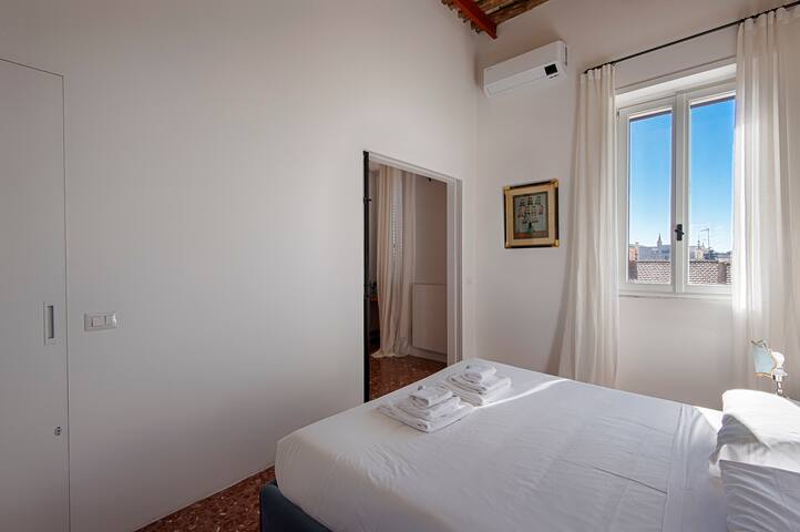 Breathtaking Penthouse. Rooftop Terrace gallery image 4