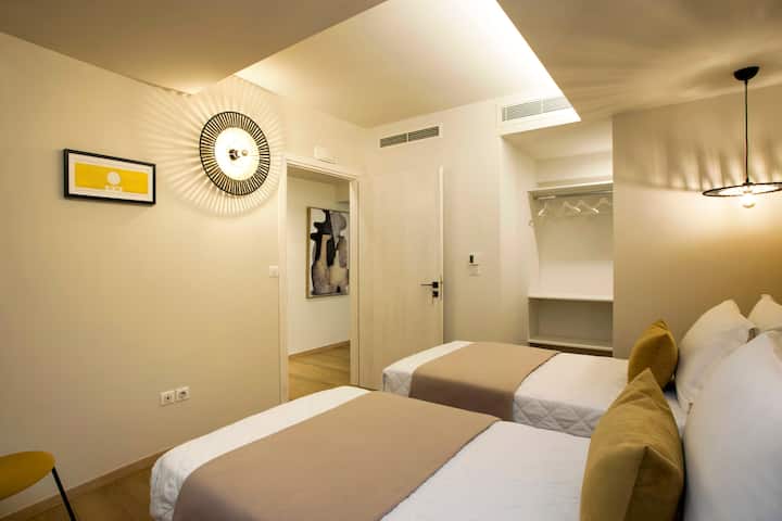 חדר שינה 2 /רודקס - כולל חדר ארונות.