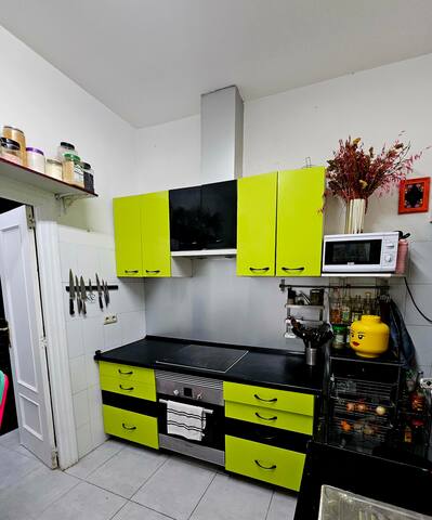 Silencioso piso en la Gran Vía gallery image 4