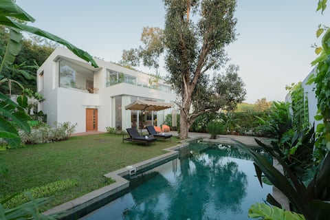 Staymaster Villa Asana · 3 BR Pool Villa · Assagao