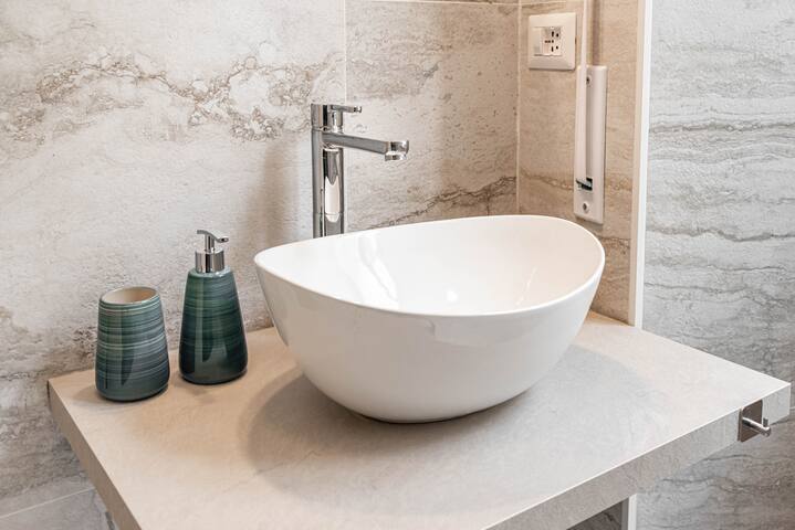 Charming Apartment in the centre of Rome gallery image 5