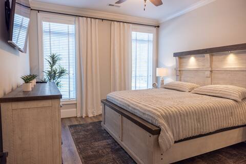 Luxury basement apartment in Milton
