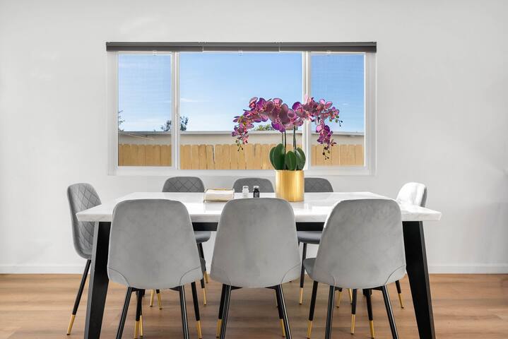 Photogenic and IG worthy SD home mins 2 Everything gallery image 5