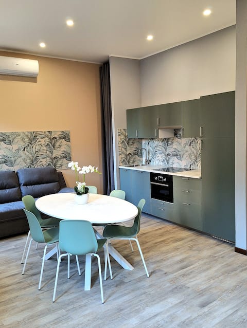 Top performing Airbnb: Three-room apartment with balcony - Al Glicine Apartments in Verona