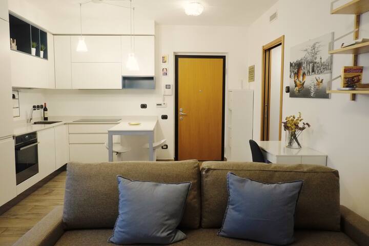 Dnevni boravak na kauču - kauč na razvlačenje