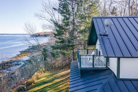 Port Lucy - Family Home w/ Direct Access to Bay!