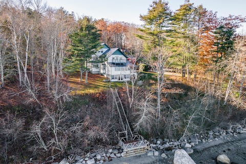 Port Lucy - Family Home w/ Direct Access to Bay!