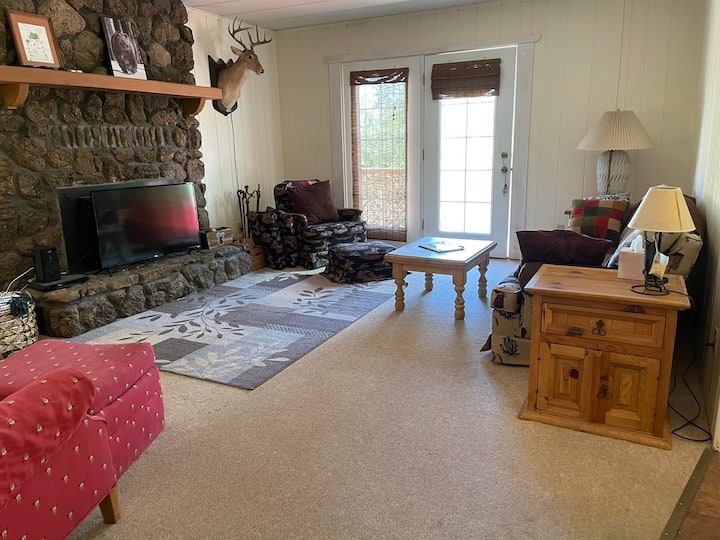 Woods Retreat; 3 Acres, Show Low - Pinetop-Lakeside