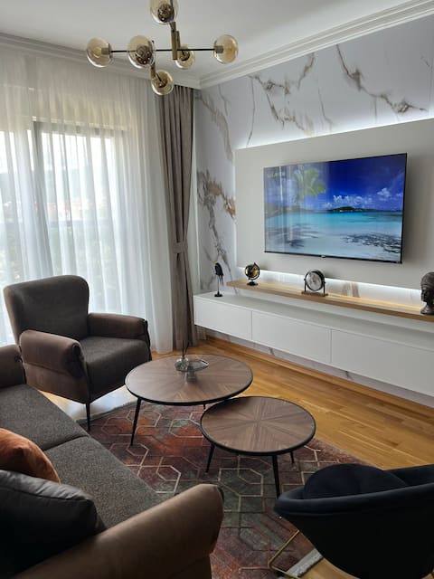 Center Lux Apartment