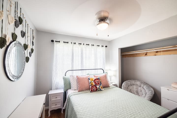 Სასტუმრო საძინებელი