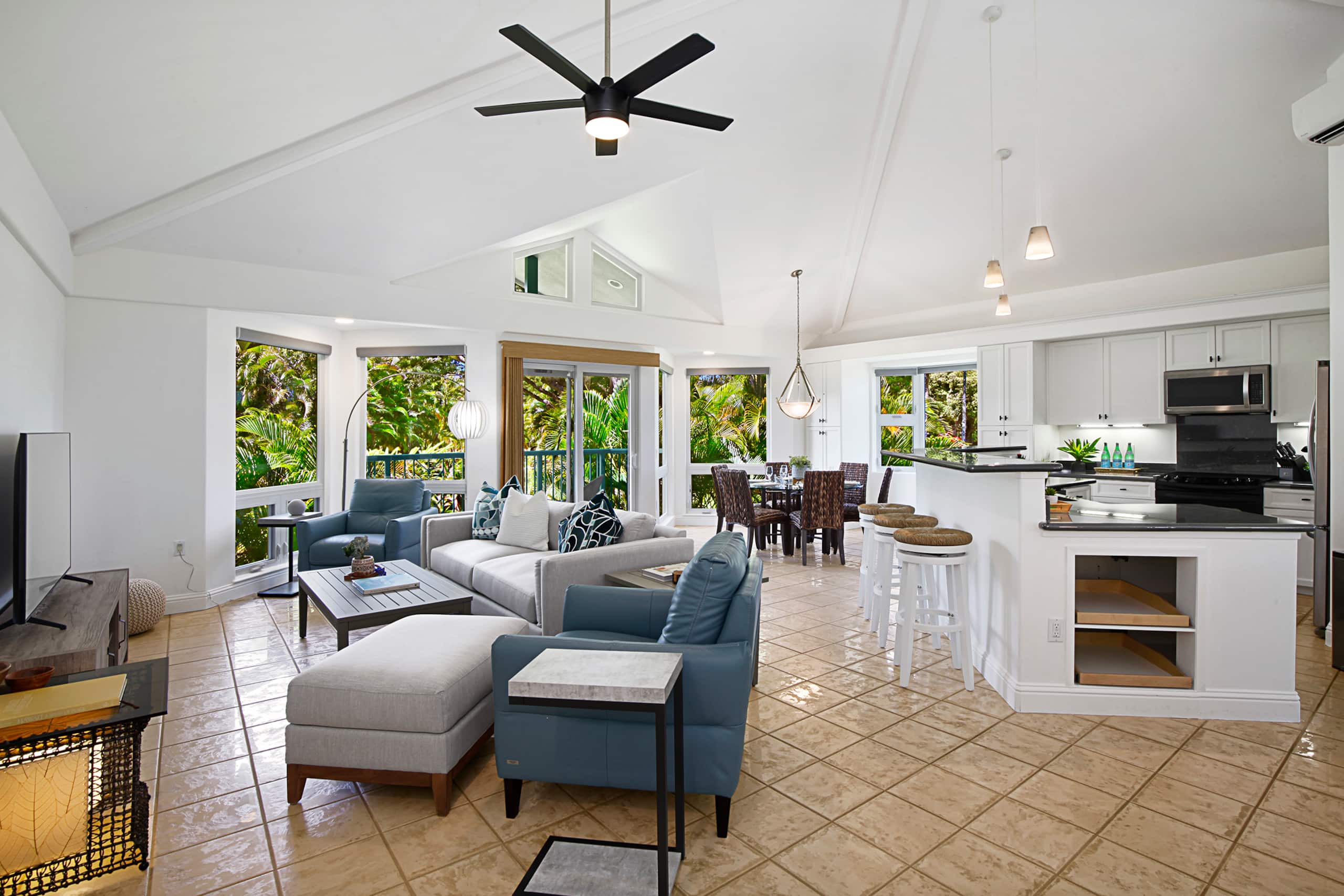 Home in Princeville · ★5.0 · 3 bedrooms · 4 beds · 3 baths - Image 1