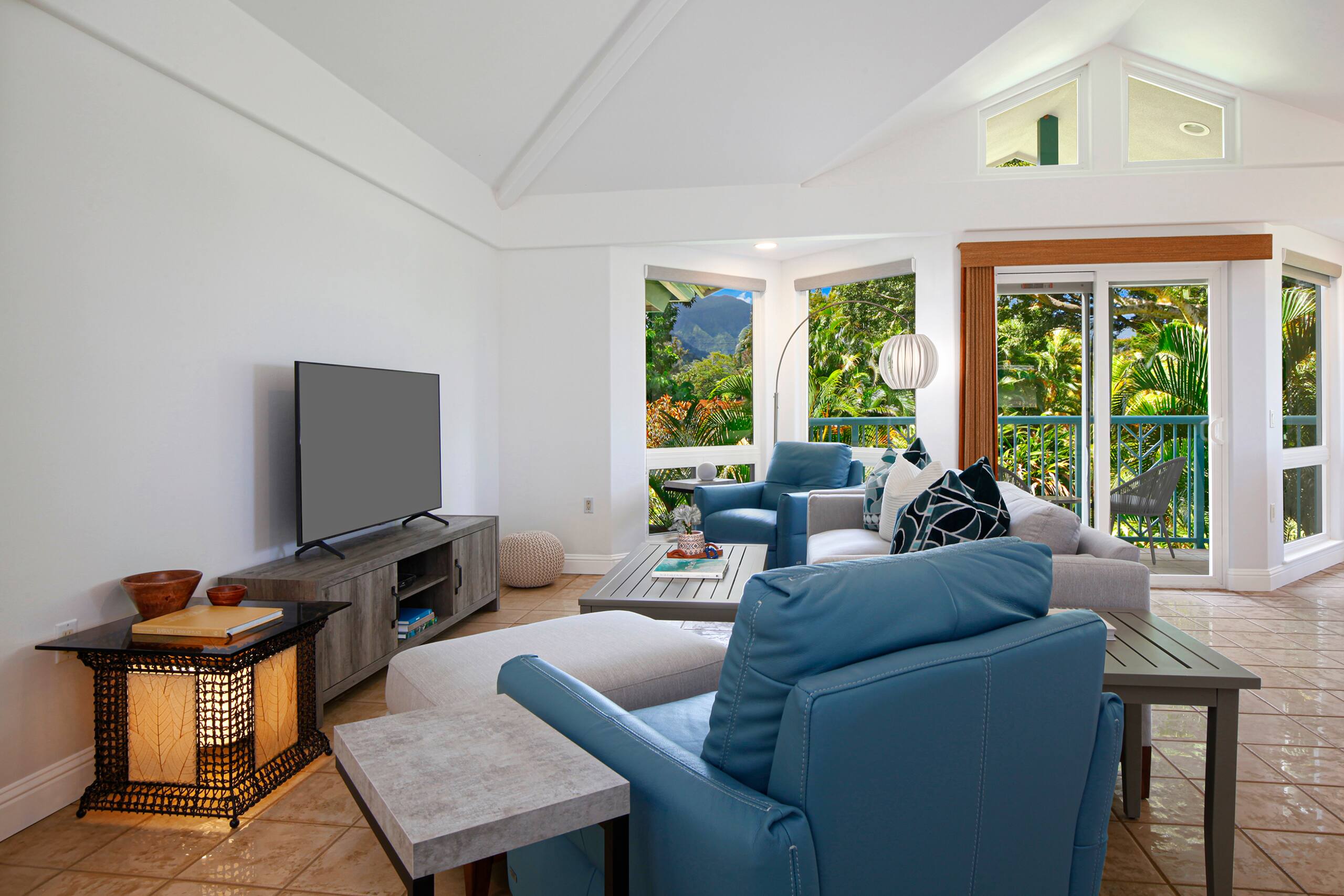 Home in Princeville · ★5.0 · 3 bedrooms · 4 beds · 3 baths - Image 3