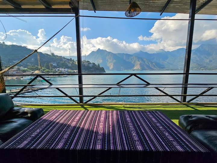 Lakefront Apartment And Good Location! - San Juan La Laguna