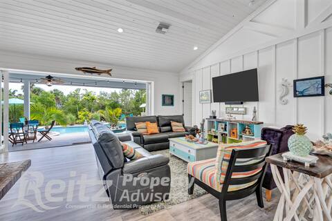 Paradise Found! - 3/2 Pool Home