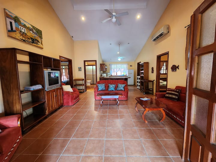 Family home, 10 people V3 — 3 bedroom vacation rental in Coco