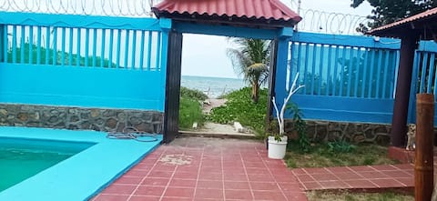 Popular Airbnb listing: Tamarac Vacation Home in Juan De Acosta