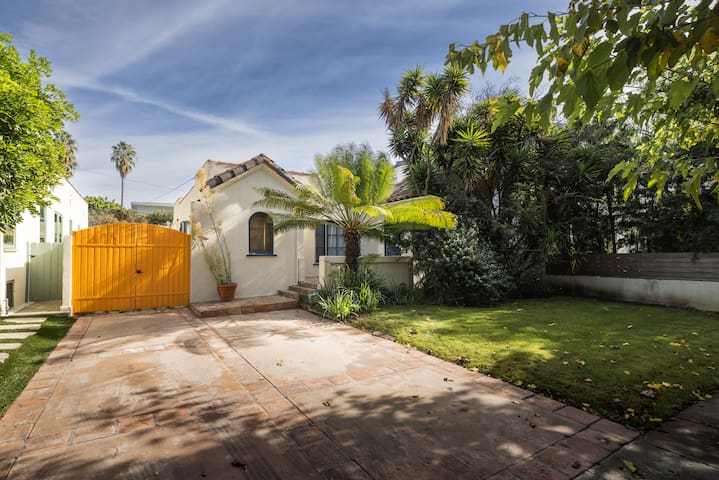 Beverly Grove Spanish 4BR 3BA HM