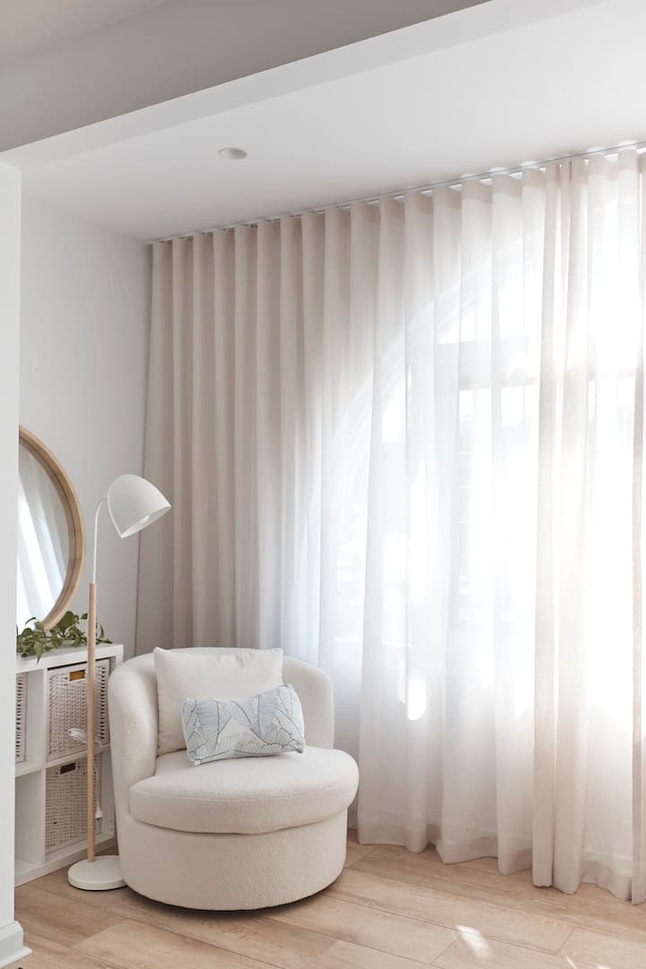 เอนกายออกจากห้องนอน 3