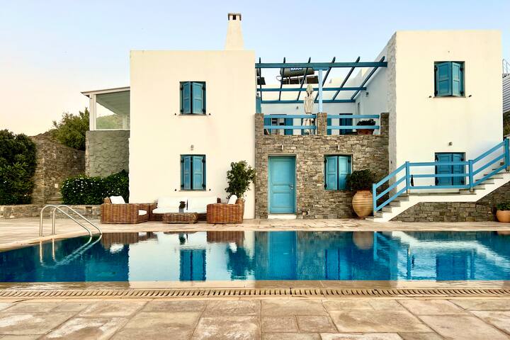 Syros villa “Villa Selma” with view and pool gallery image 3