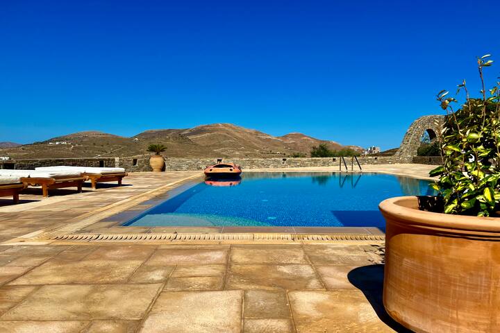 Syros villa “Villa Selma” with view and pool gallery image 5