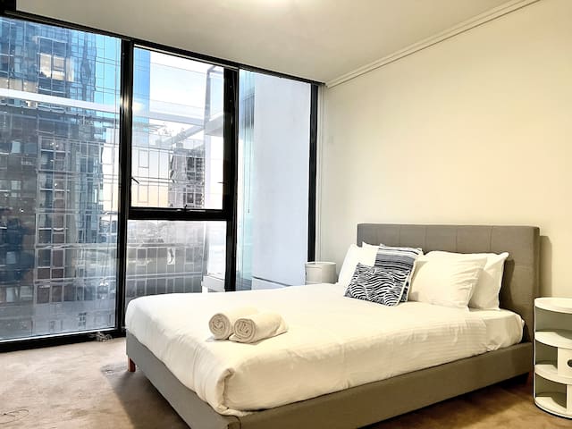 Southbank Sanctuary – 2 Units x 2 Bedrooms