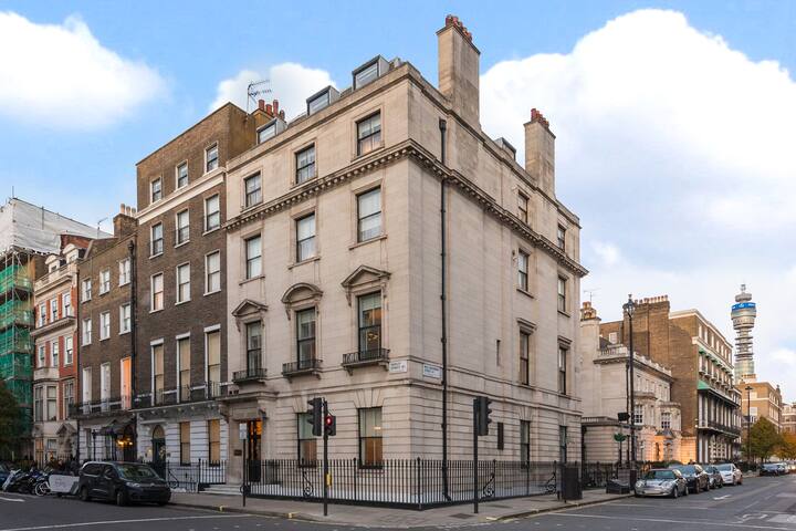 Stylish Spacious Retreat Luxury 2Bedroom Haven 2HS gallery image 5