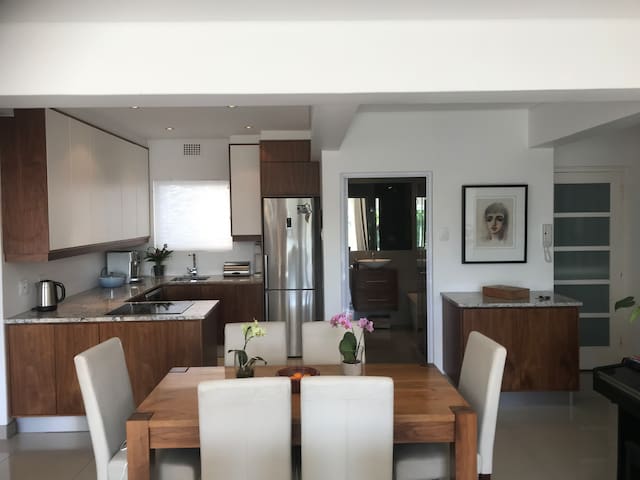 Sea Point – CapeTown gallery image 5