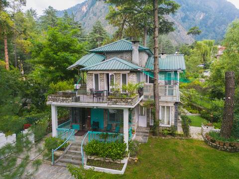 Villa by Offlimits