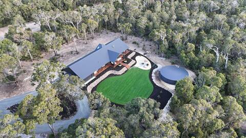 Burnside Barnhouse - Brand New 5 Star Luxury