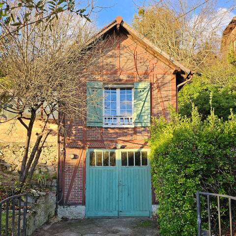 Getaway to La Roche Guyon