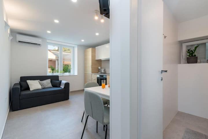 Jasna's Old Town Apartment - Trogir
