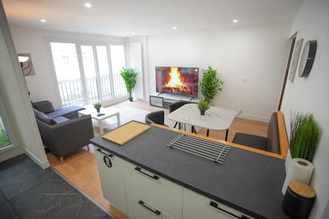 Keyless Appartment Modern & Spacious 90 m2 Parking