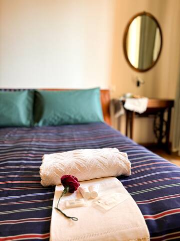 Giallo Lame casa d’artista gallery image 5