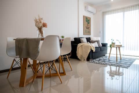 Anuncio de Airbnb popular: Resting Centro Apartment en Villa Giardino