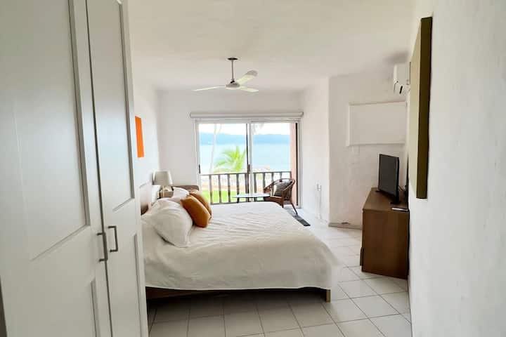 מיטת קווין סייז חדר שינה