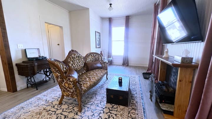 Downtown Triplex Haven - Fort Bragg, CA