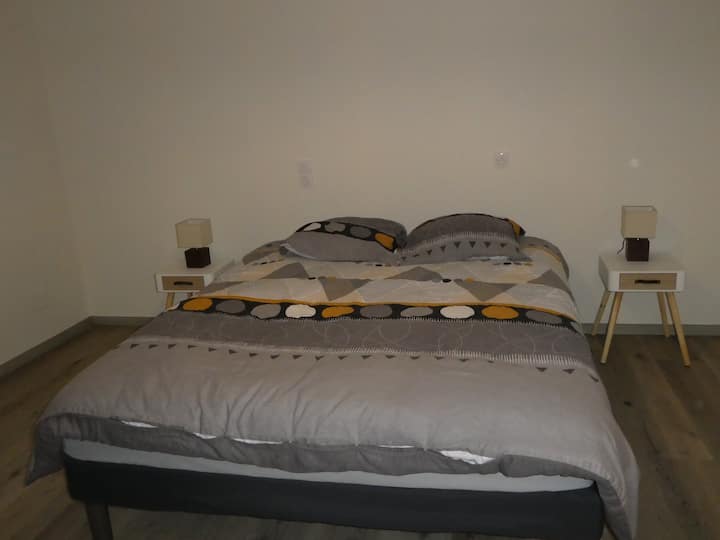 spálňa 1 s kúpeľňou + WC