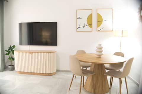 Successful Airbnb property: Godínez Apartment in El Arenal
