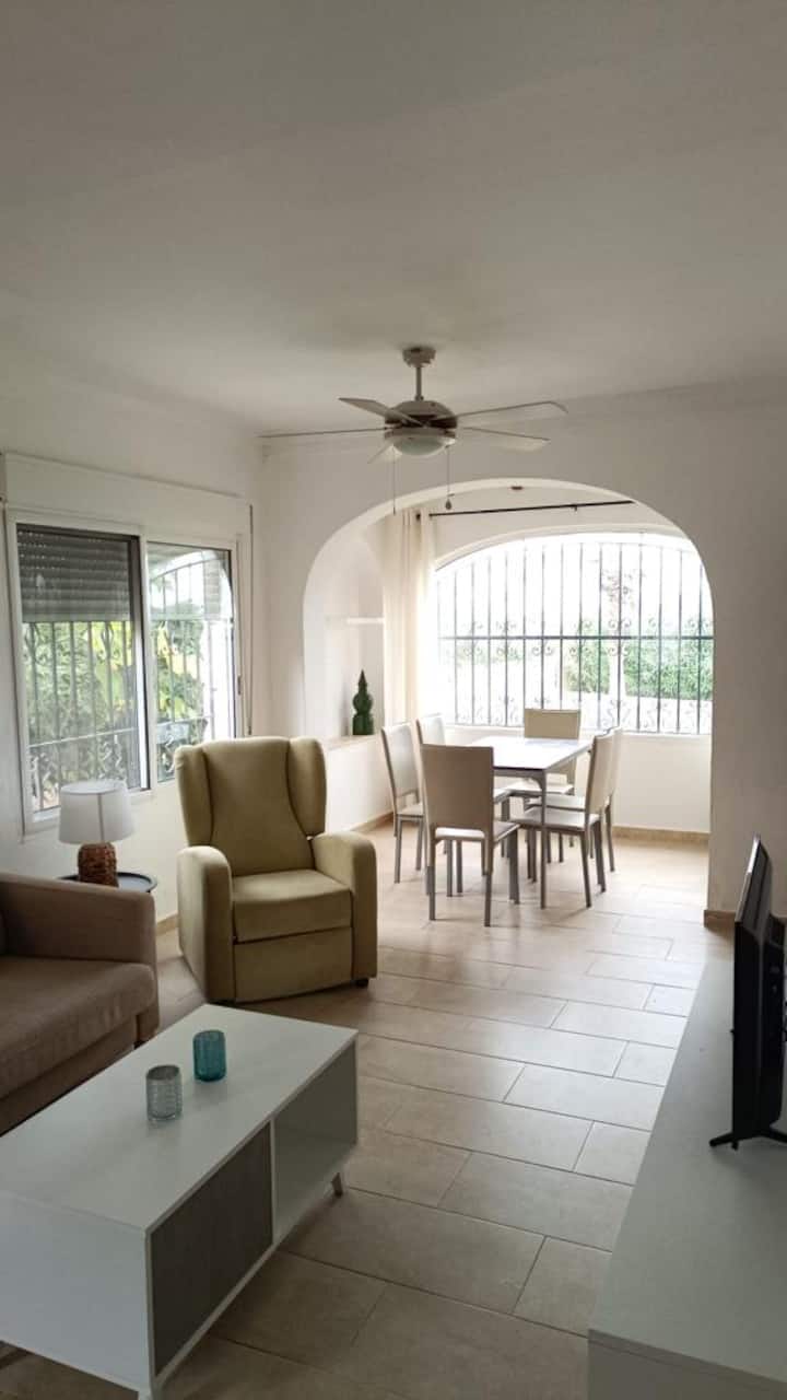 Casa En 1ª Línea De Playa - Jávea