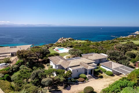 Beautiful villa Golf de Spérone