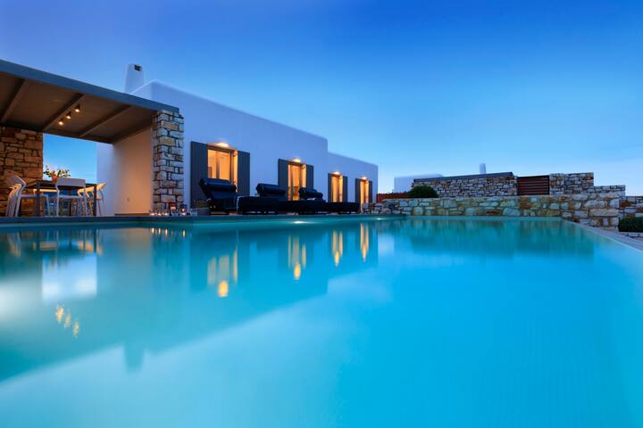 Il SOGNO Villas (1+2+3) Paros for 22 guests gallery image 4