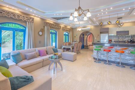 Villa with private pool
