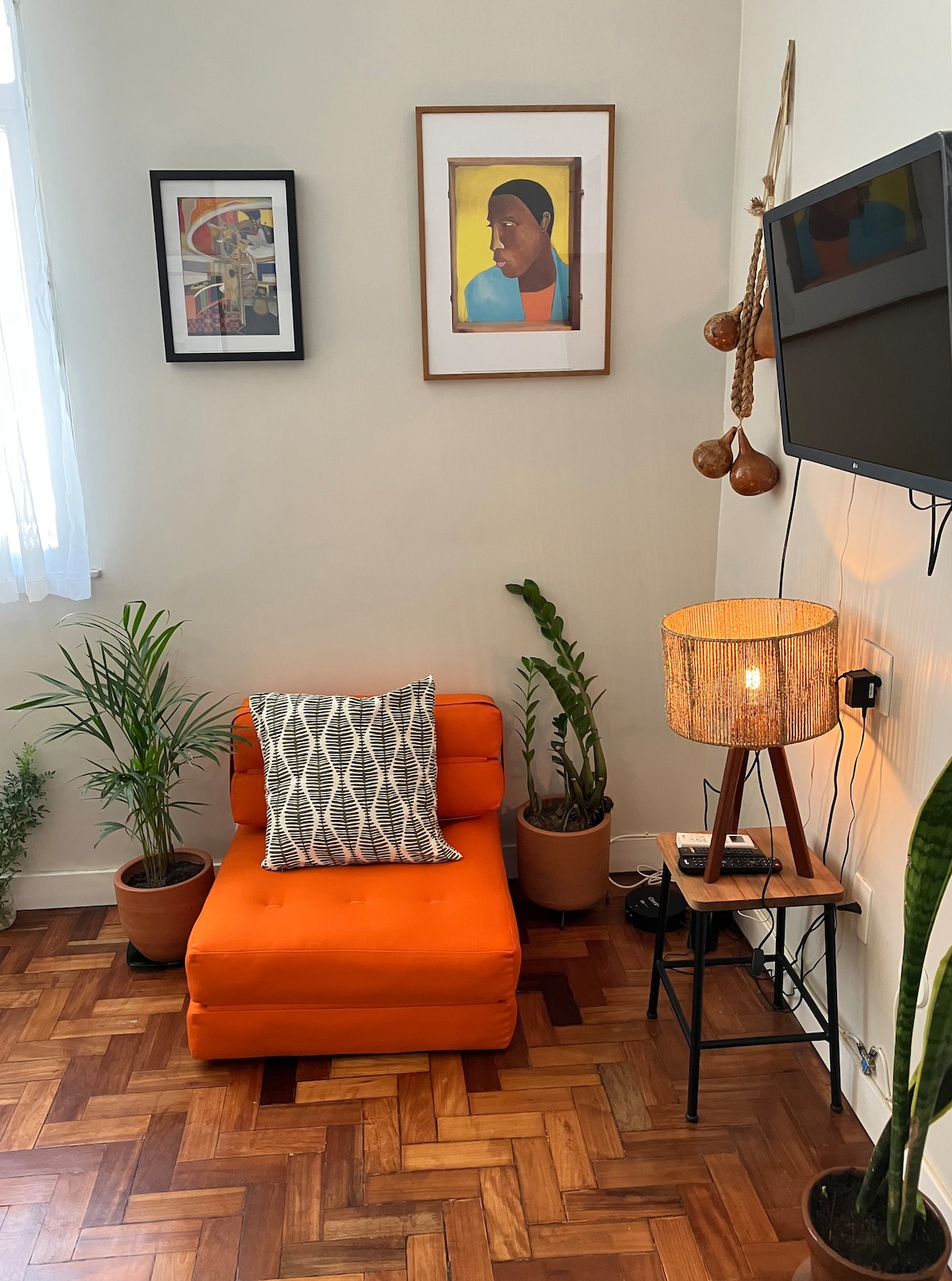 Top performing Airbnb: Beautiful refurbished flat - Gloria in Glória